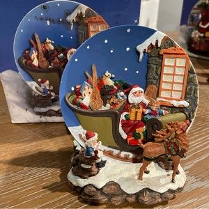 Hand painted hand crafted “A Christmas Remembered” Plate and stand vintahe set
